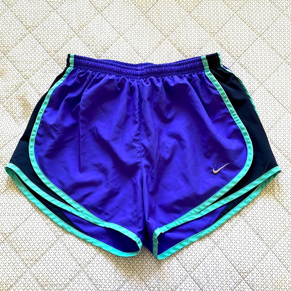 Nike Dri-Fit Short Size Small (Norts)